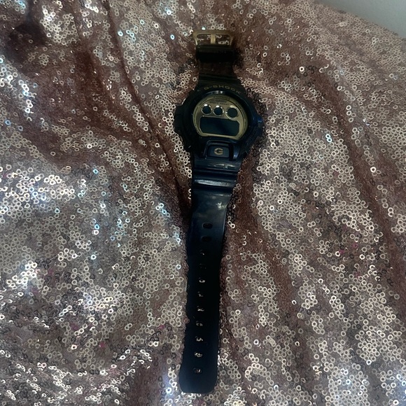 Casio G-Shock DW-6900CB-1 the "Crazy Colors" series. Black Friday only price 🖤 - Picture 5 of 13